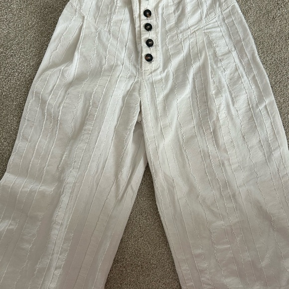 White Wide-Leg Buttoned Pants - Picture 2 of 5